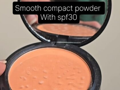 compact powder ( medium skintone)